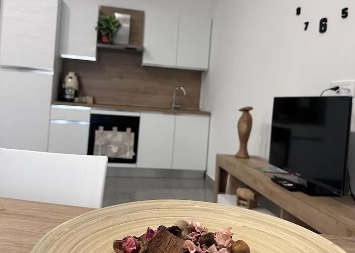 Daisy White Апартаменты *